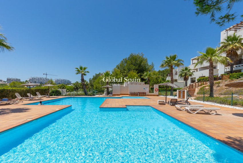 Venta - APARTAMENTO -
ORIHUELA - Las Colinas