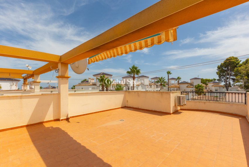 Venta - APARTAMENTO -
ORIHUELA - VILLAMARTÍN