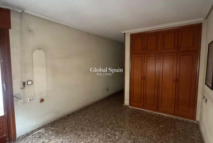 Venta - APARTAMENTO -
ORIHUELA - Zona Centro