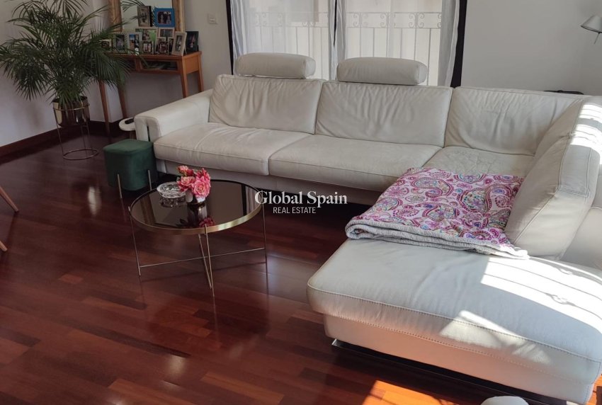 Venta - APARTAMENTO -
ORIHUELA - Zona Centro