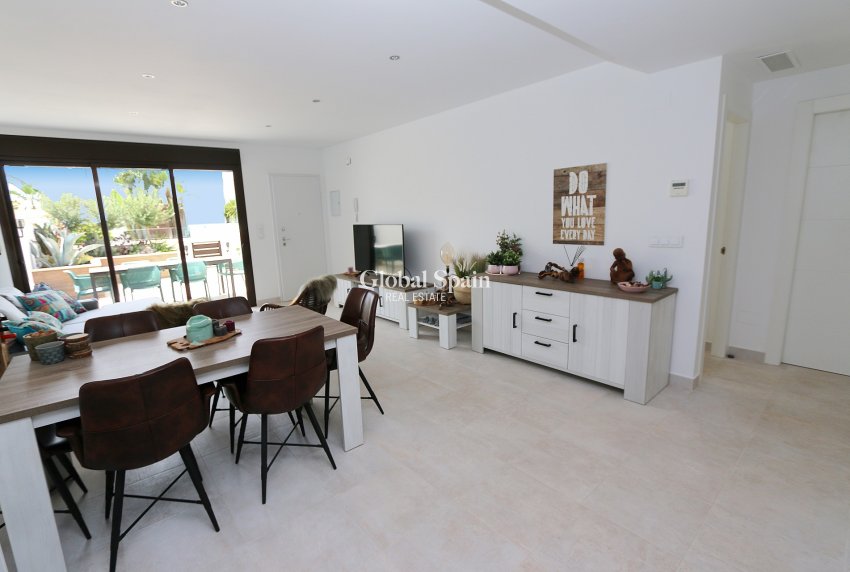 Venta - APARTAMENTO -
PILAR DE LA HORADADA - Costa Blanca