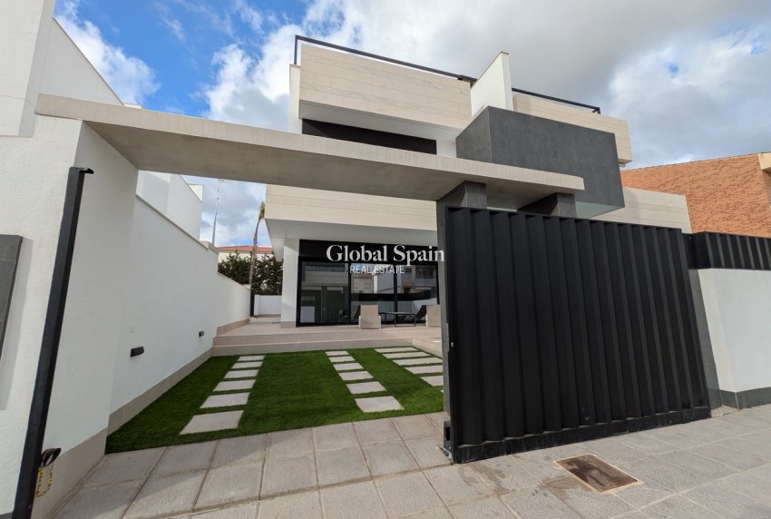 Venta - APARTAMENTO -
PILAR DE LA HORADADA - Costa Blanca