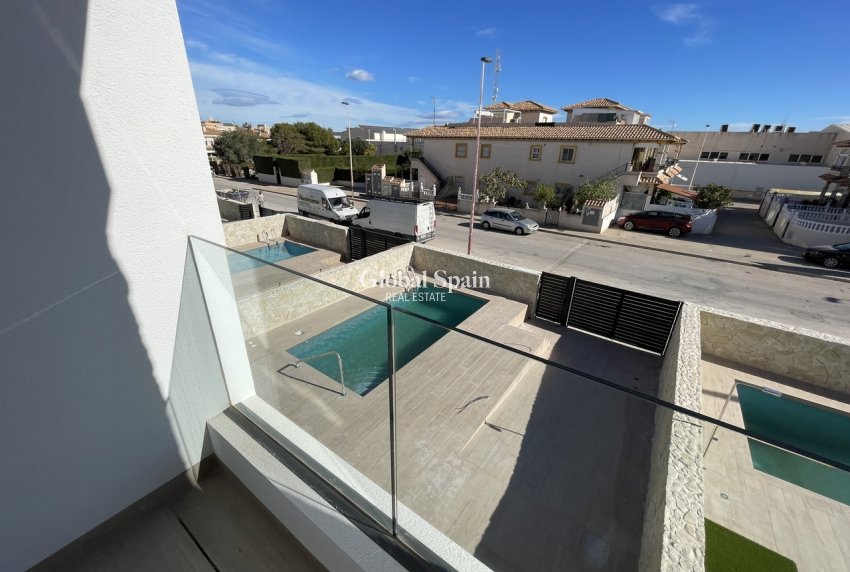 Venta - APARTAMENTO -
PILAR DE LA HORADADA - Costa Blanca