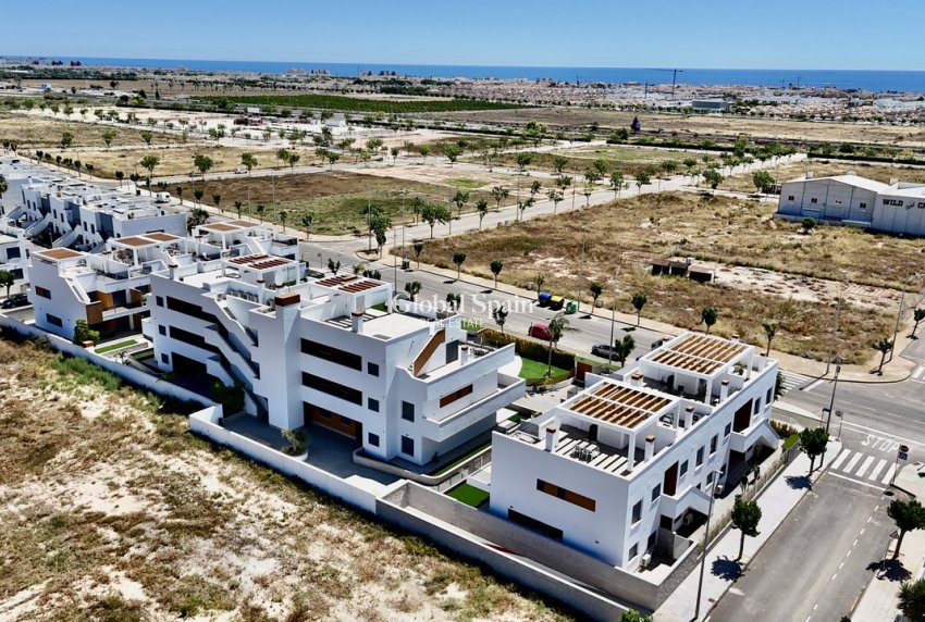Venta - APARTAMENTO -
PILAR DE LA HORADADA - Costa Blanca