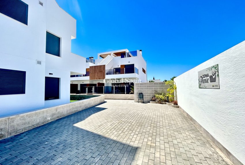 Venta - APARTAMENTO -
PILAR DE LA HORADADA - Costa Blanca