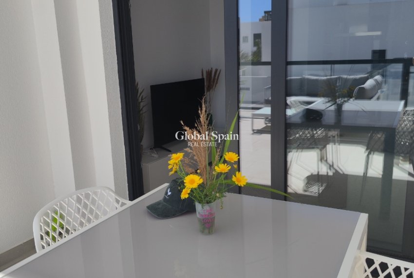 Venta - APARTAMENTO -
PILAR DE LA HORADADA - El Mojón