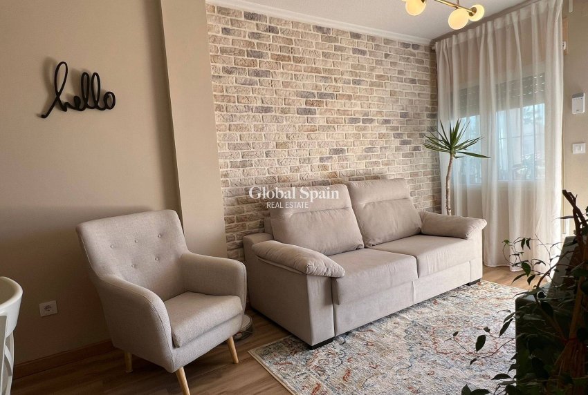 Venta - APARTAMENTO -
PILAR DE LA HORADADA - La Torre de la Horadada