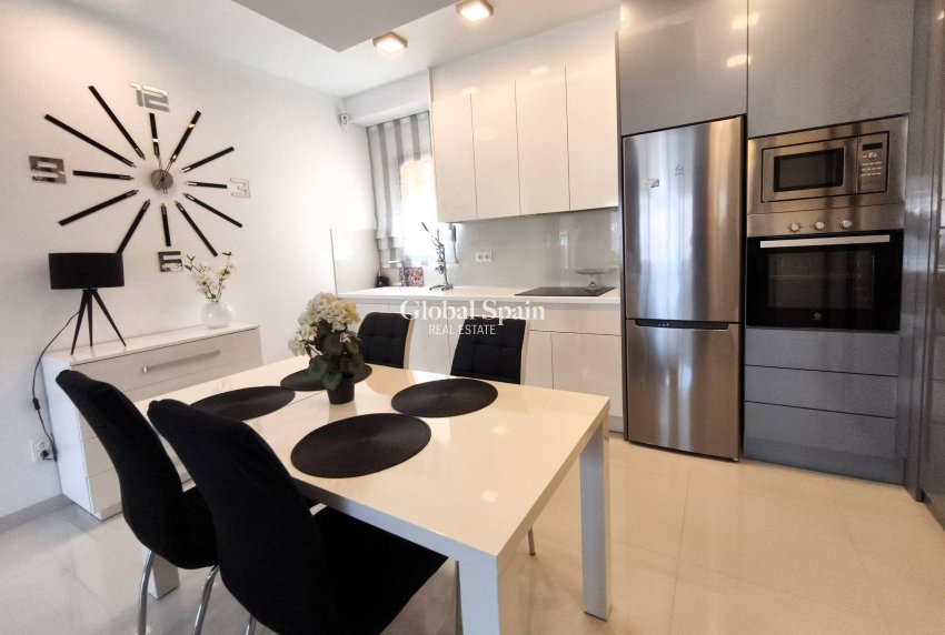 Venta - APARTAMENTO -
PILAR DE LA HORADADA - La Torre de la Horadada