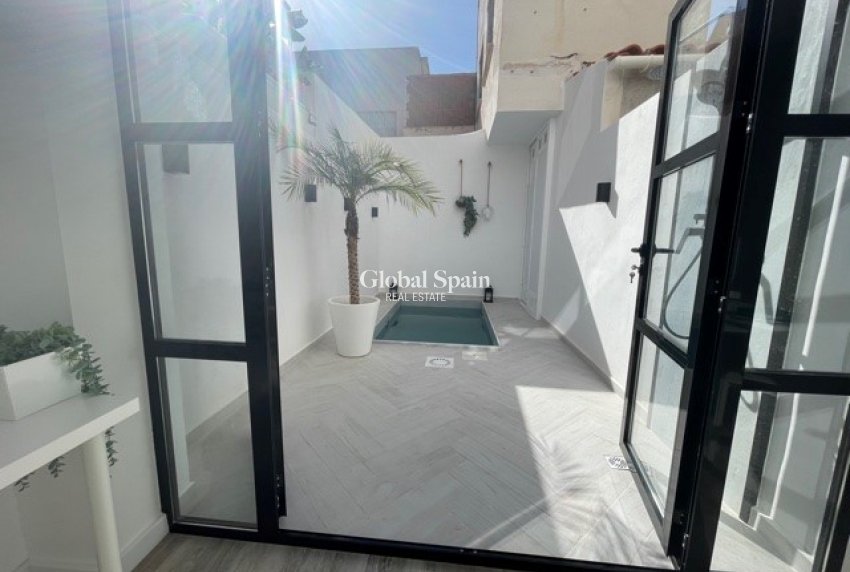 Venta - APARTAMENTO -
PILAR DE LA HORADADA - La Torre de la Horadada