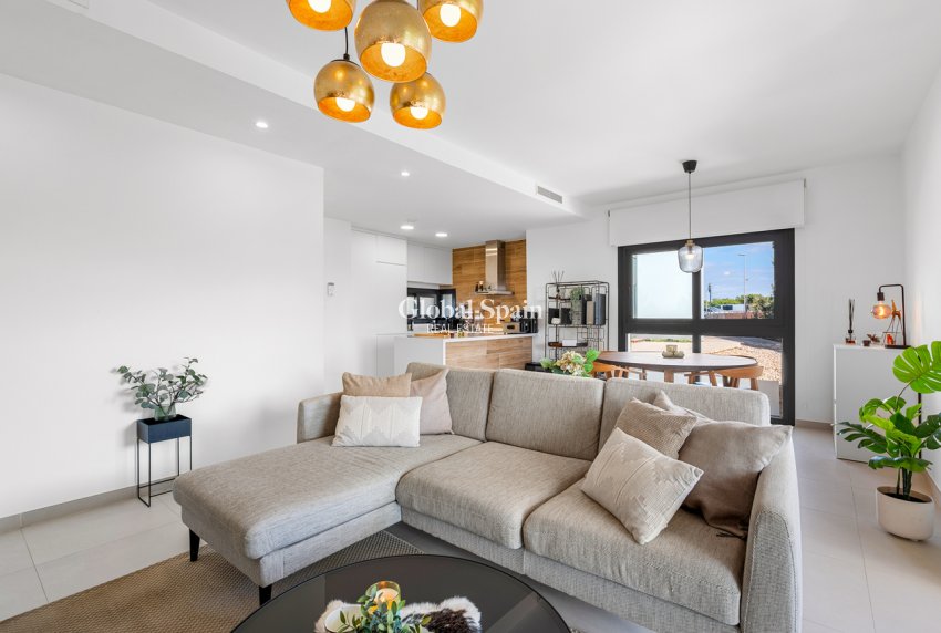 Venta - APARTAMENTO -
PILAR DE LA HORADADA - Lo Romero Golf