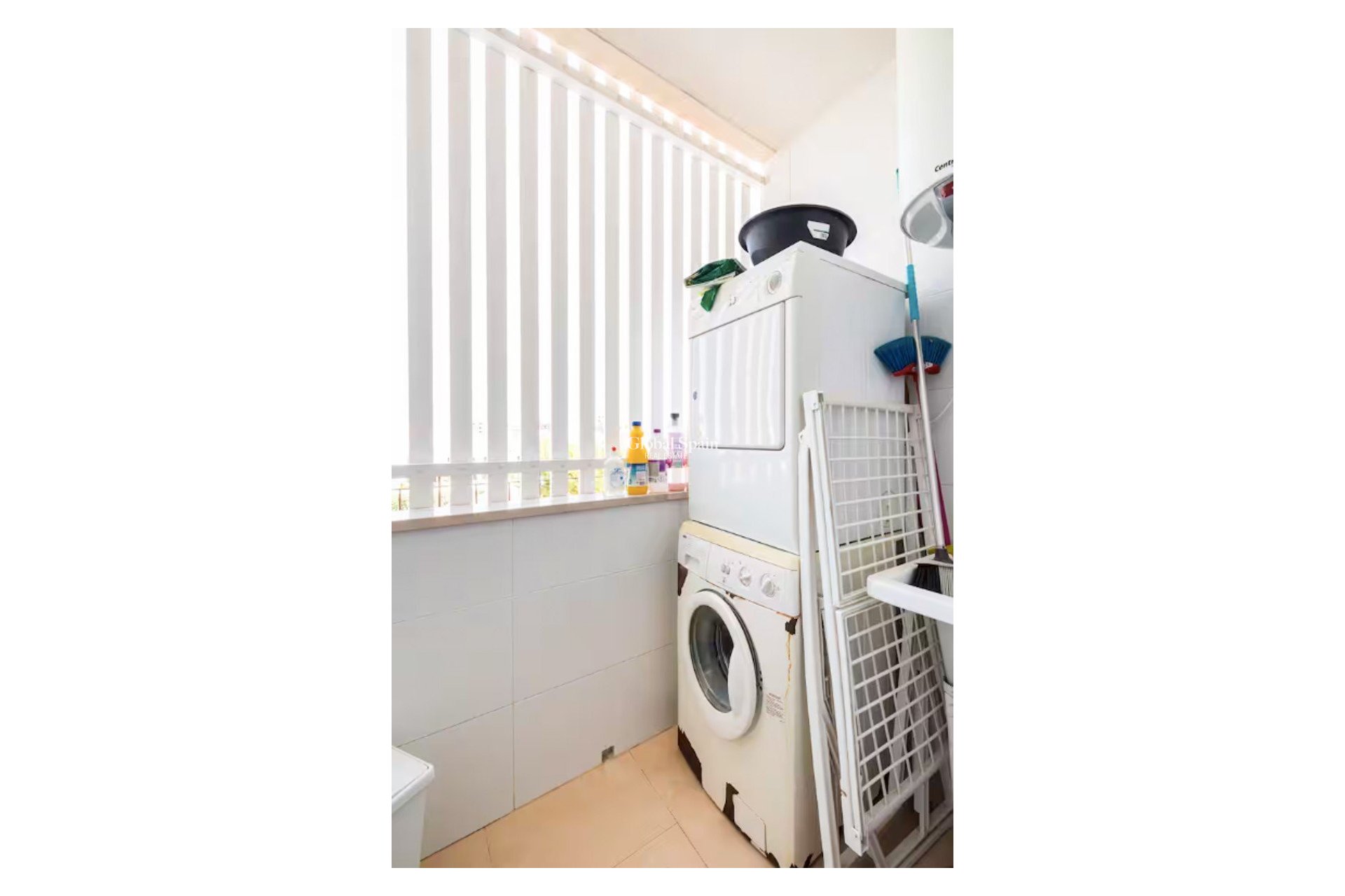 Venta - APARTAMENTO -
PILAR DE LA HORADADA - MIL PALMERAS 