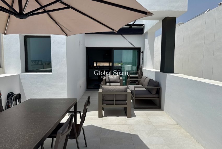 Venta - Apartamento -
PILAR DE LA HORADADA - MIL PALMERAS 