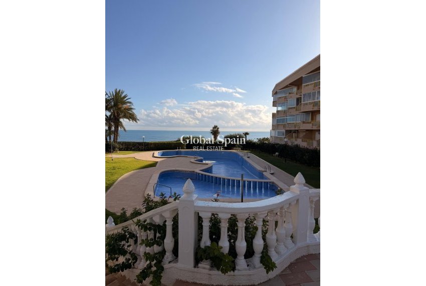 Venta - APARTAMENTO -
PILAR DE LA HORADADA - MIL PALMERAS 