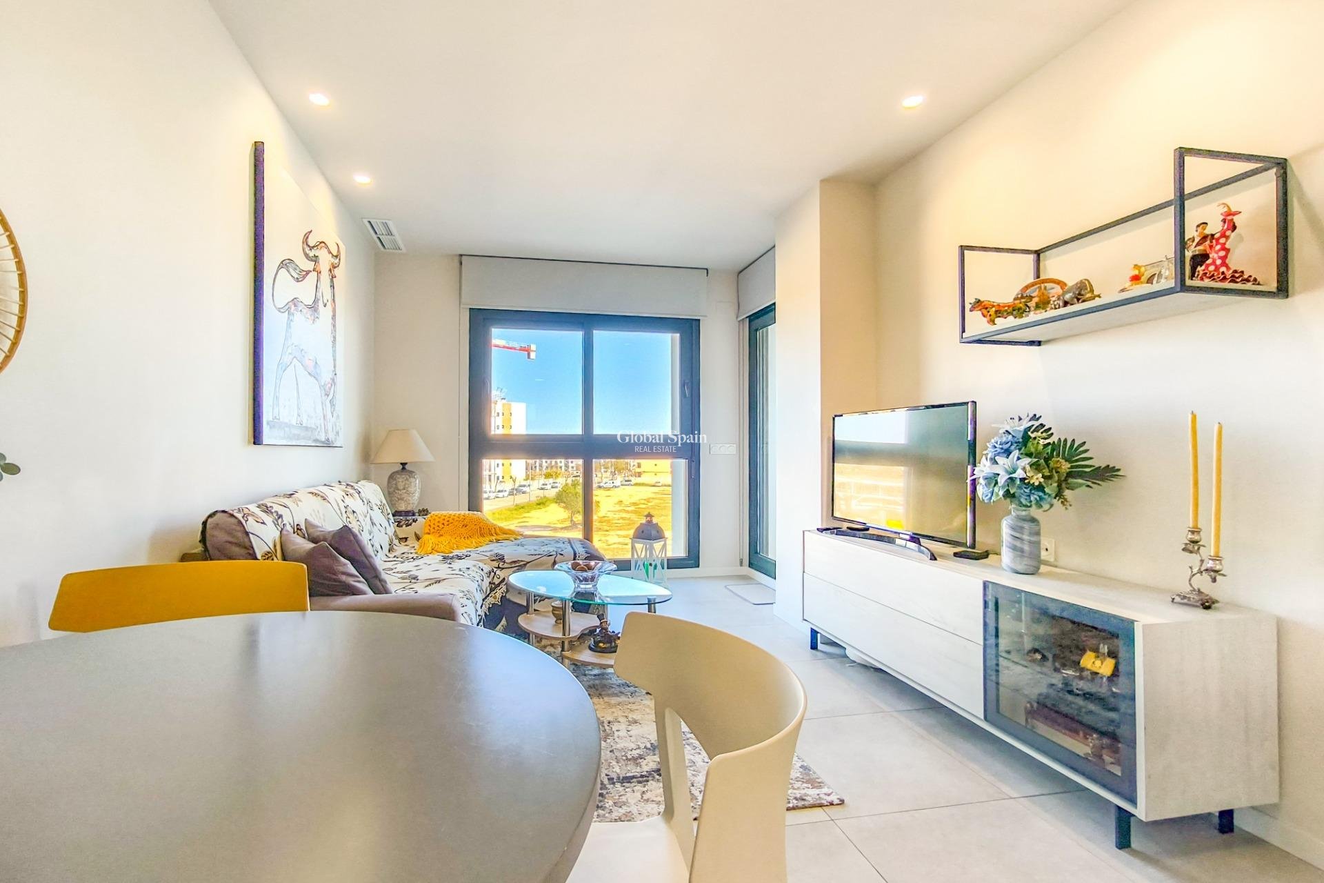 Venta - APARTAMENTO -
PILAR DE LA HORADADA - MIL PALMERAS 