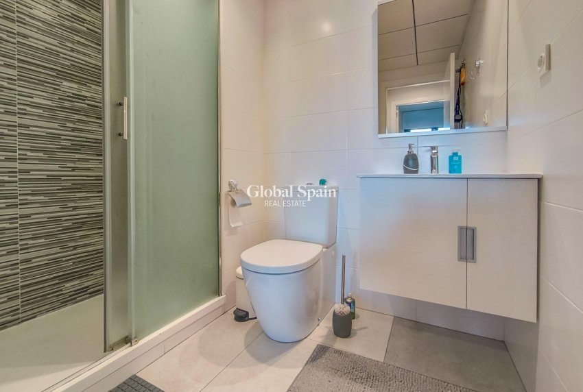 Venta - APARTAMENTO -
PILAR DE LA HORADADA - MIL PALMERAS 