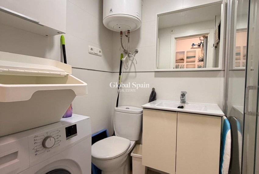 Venta - APARTAMENTO -
PILAR DE LA HORADADA - MIL PALMERAS 