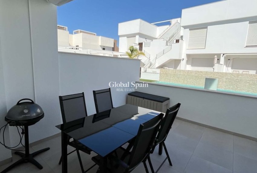 Venta - APARTAMENTO -
PILAR DE LA HORADADA - Pilar de la Horadada