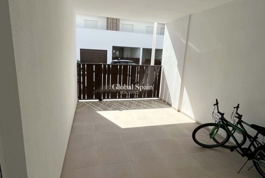 Venta - APARTAMENTO -
PILAR DE LA HORADADA - Pilar de la Horadada