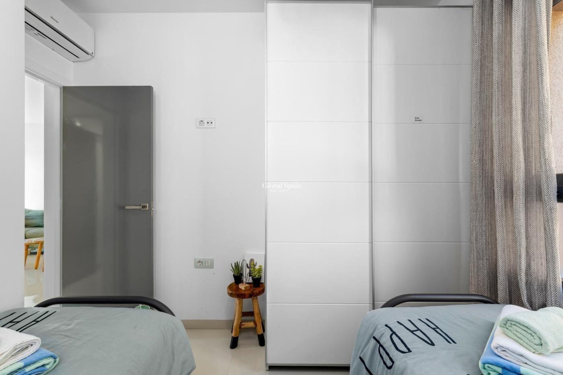 Venta - APARTAMENTO -
PILAR DE LA HORADADA - PUEBLO LATINO