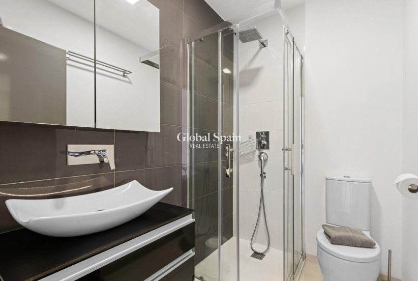 Venta - APARTAMENTO -
PILAR DE LA HORADADA - PUEBLO LATINO