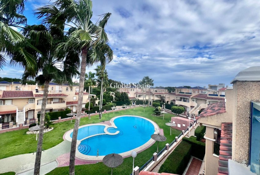 Venta - APARTAMENTO -
PILAR DE LA HORADADA - RioMar