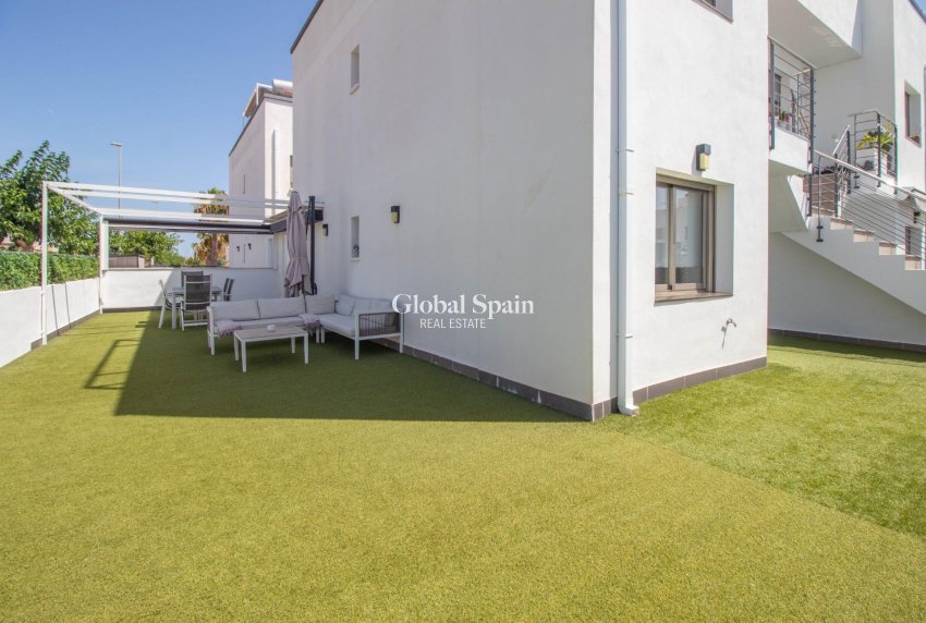 Venta - APARTAMENTO -
PILAR DE LA HORADADA - Torre de la Horadada