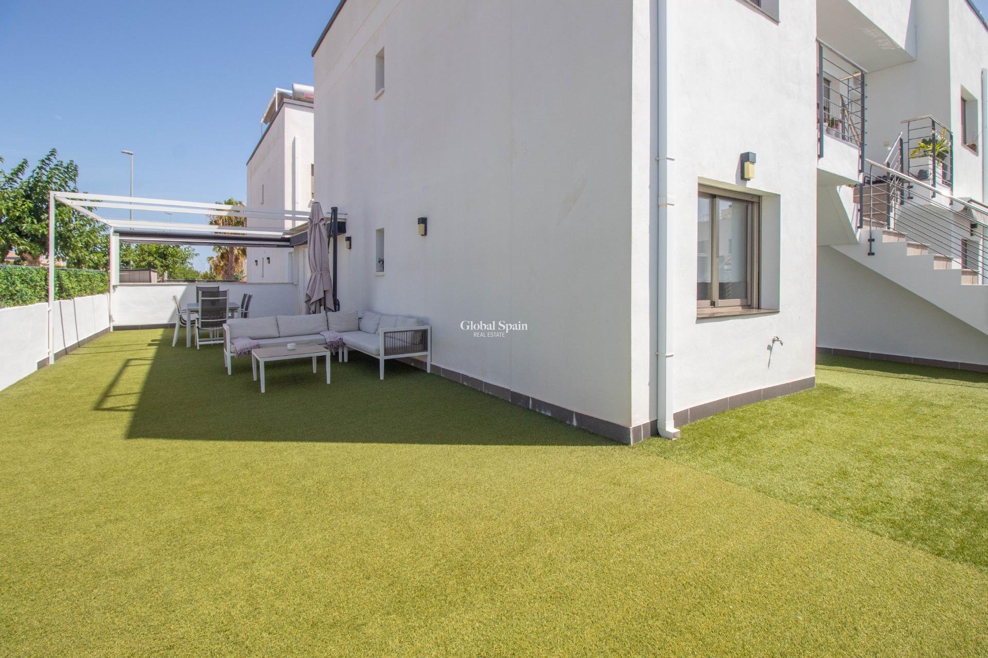 Venta - APARTAMENTO -
PILAR DE LA HORADADA - Torre de la Horadada
