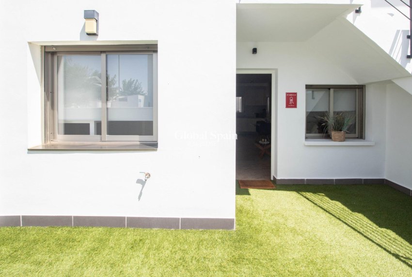 Venta - APARTAMENTO -
PILAR DE LA HORADADA - Torre de la Horadada
