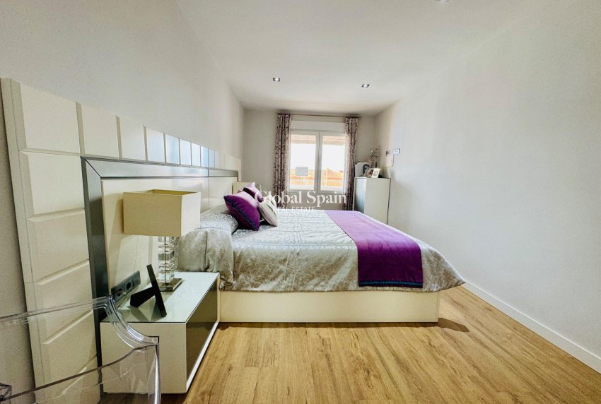 Venta - APARTAMENTO -
PILAR DE LA HORADADA - Zona Pueblo