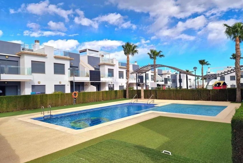 Venta - APARTAMENTO -
PILAR DE LA HORADADA - Zona Pueblo