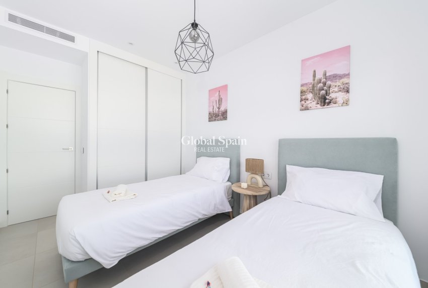 Venta - APARTAMENTO -
PILAR DE LA HORADADA