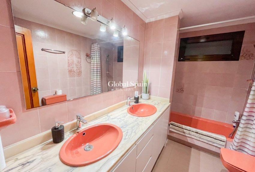 Venta - Apartamento - Piso -
ALICANTE - Centro