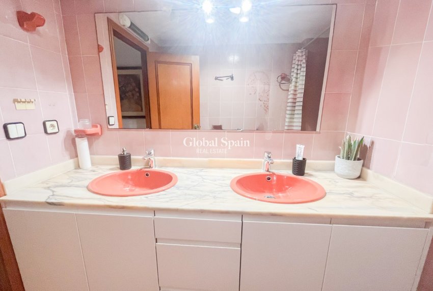 Venta - Apartamento - Piso -
ALICANTE - Centro