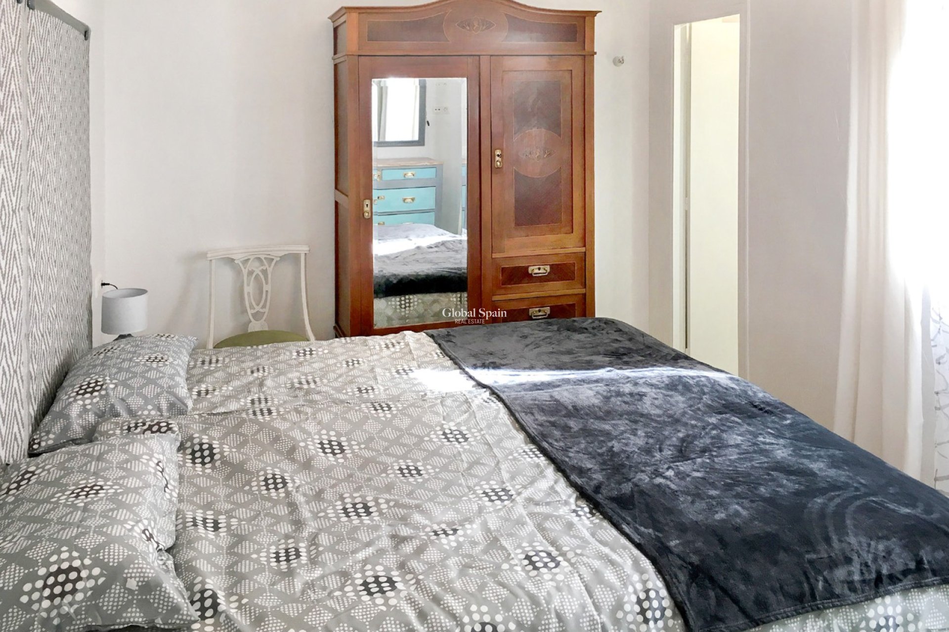 Venta - Apartamento - Piso -
ALICANTE - Mercado