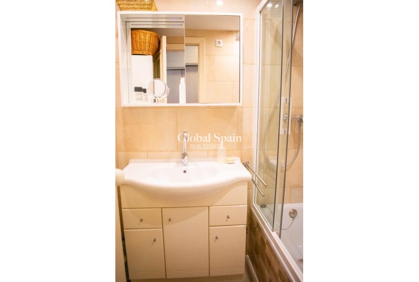 Venta - Apartamento - Piso -
CALPE - Calpe