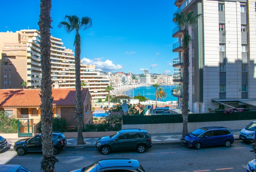Venta - Apartamento - Piso -
CALPE - Zona Levante - Playa Fossa