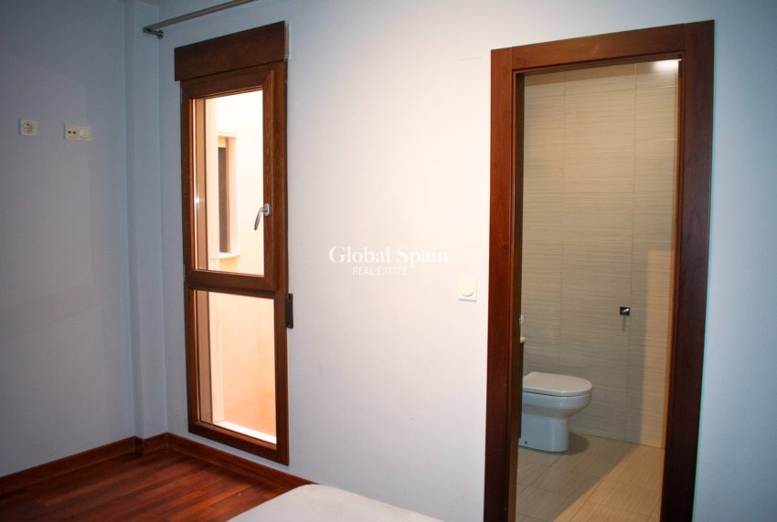 Venta - Apartamento - Piso -
GUARDAMAR DEL SEGURA - Guardamar pueblo