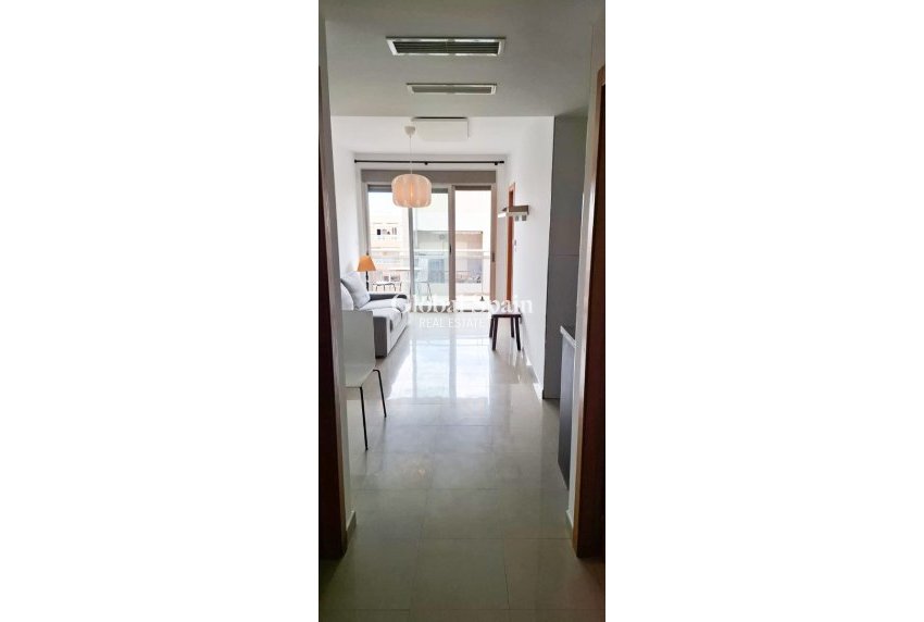 Venta - Apartamento - Piso -
GUARDAMAR DEL SEGURA