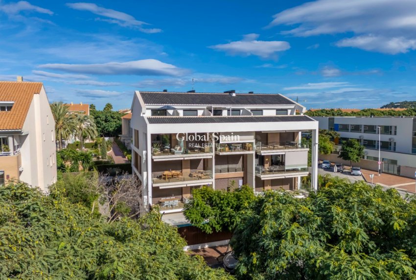 Venta - Apartamento - Piso -
JÁVEA - El Arenal