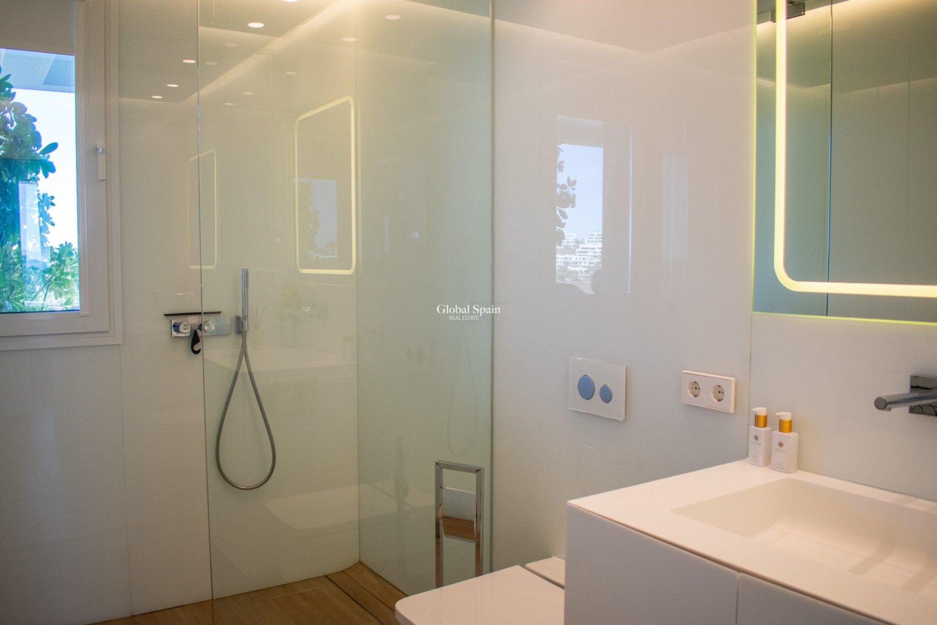 Venta - Apartamento - Piso -
ORIHUELA COSTA - LAS COLINAS GOLF RESORT