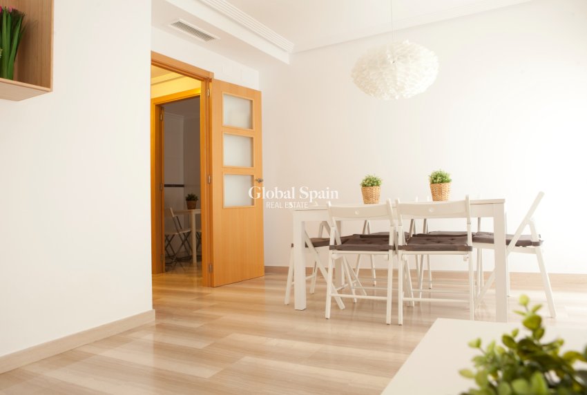 Venta - Apartamento - Piso -
Santa Pola