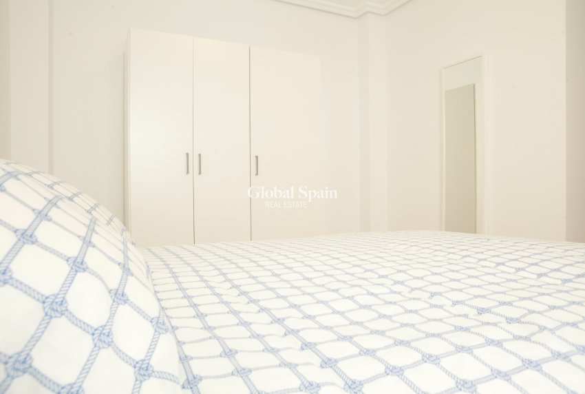 Venta - Apartamento - Piso -
Santa Pola