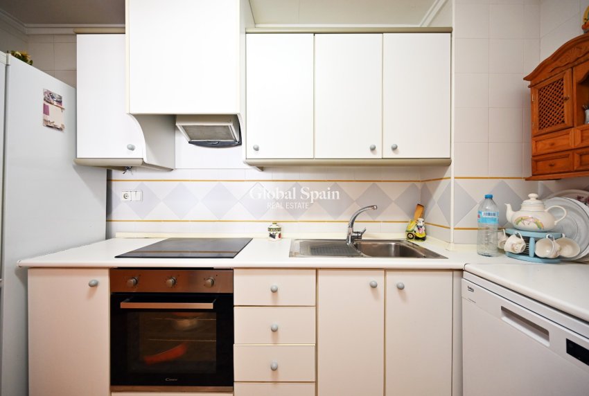 Venta - Apartamento - Piso -
TORREVIEJA - La Mata