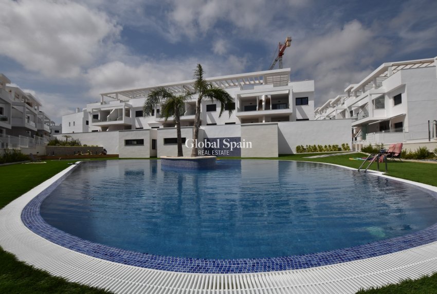 Venta - Apartamento - Piso -
TORREVIEJA - LOS BALCONES - LOS ALTOS