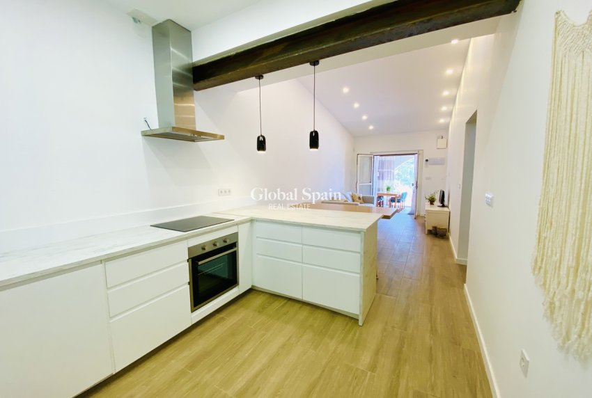 Venta - APARTAMENTO -
PLAYA FLAMENCA - Costa Blanca