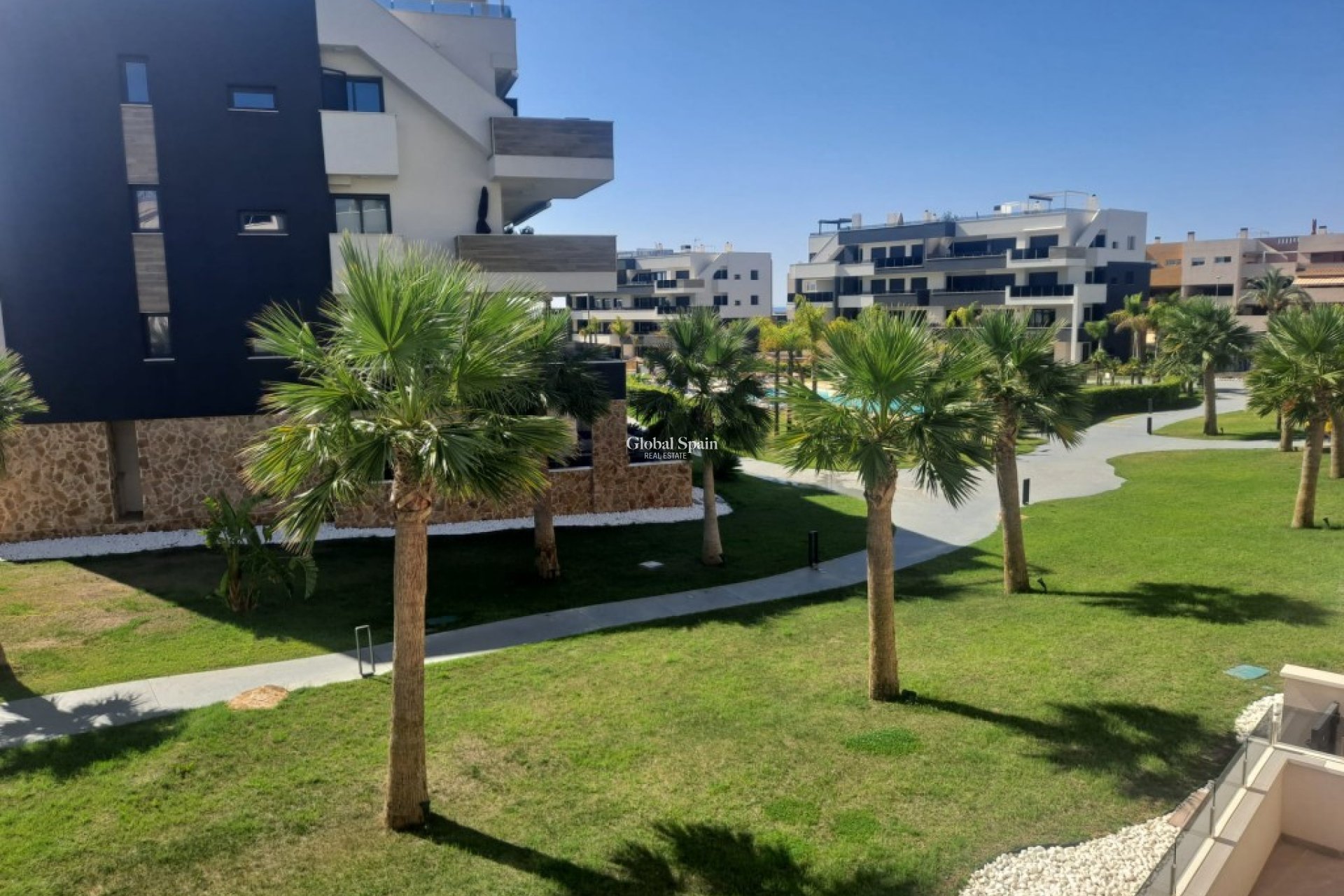 Venta - APARTAMENTO -
PLAYA FLAMENCA - Costa Blanca