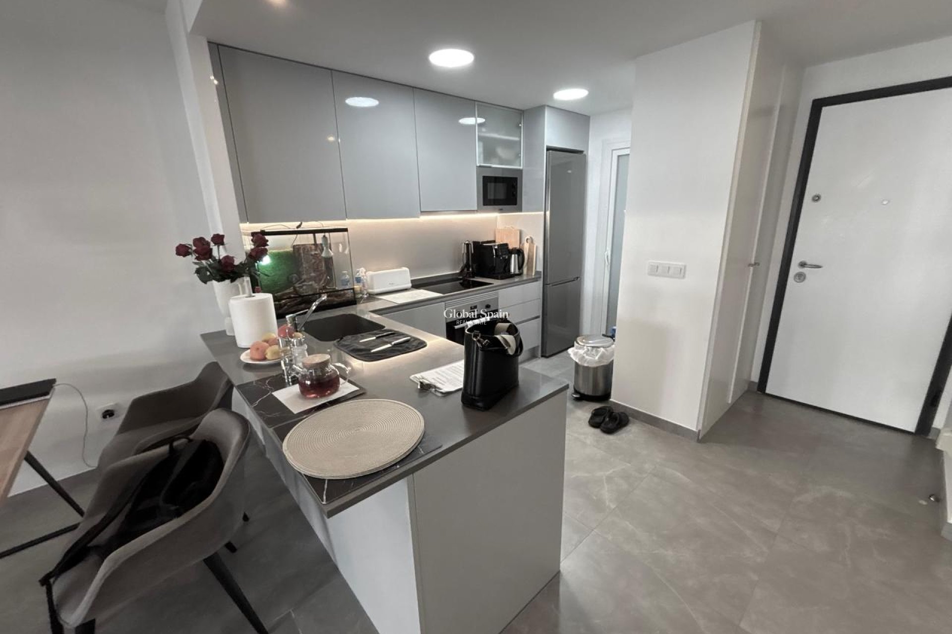 Venta - APARTAMENTO -
PLAYA FLAMENCA - Costa Blanca