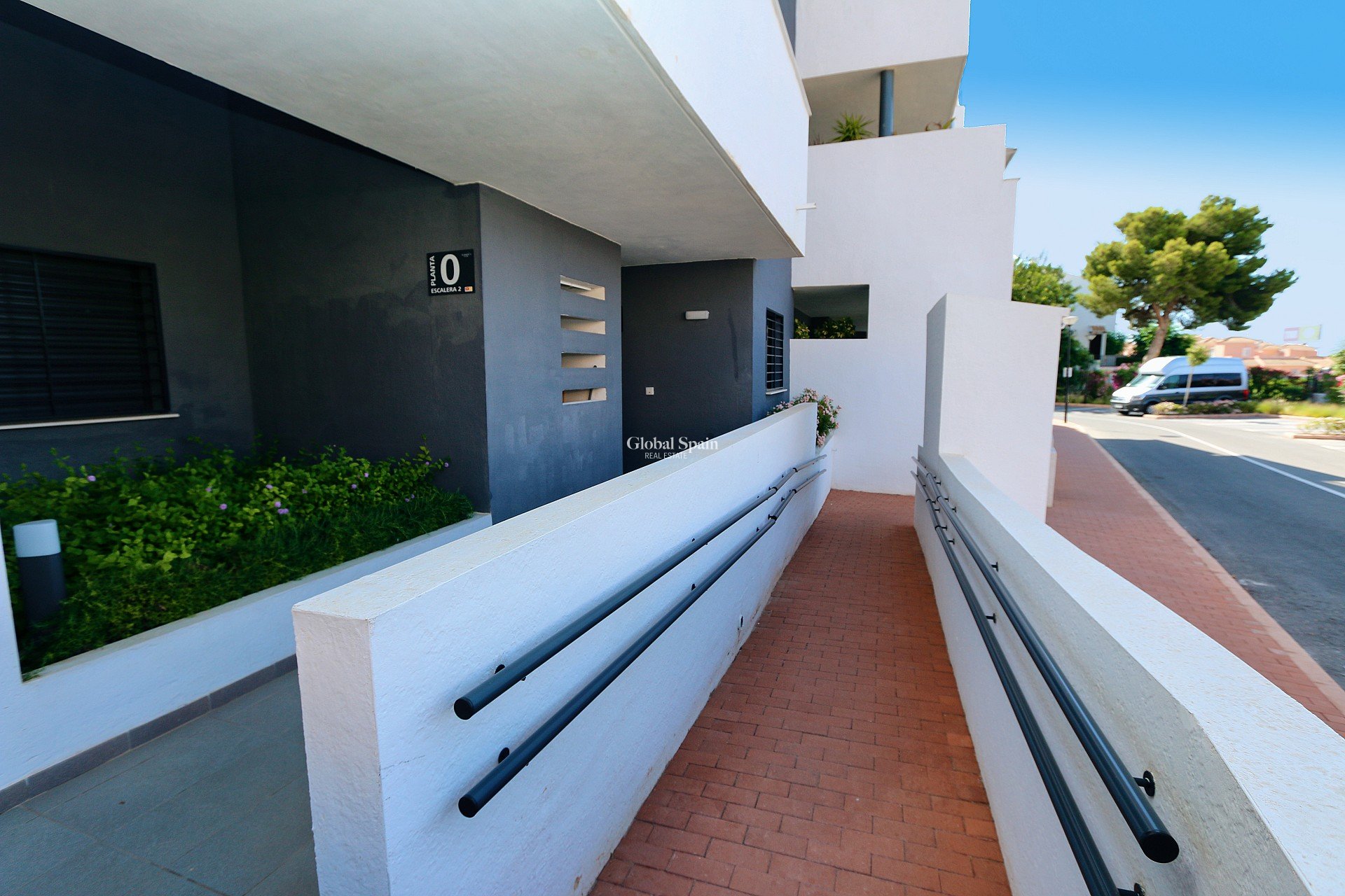 Venta - APARTAMENTO -
PLAYA FLAMENCA - Costa Blanca