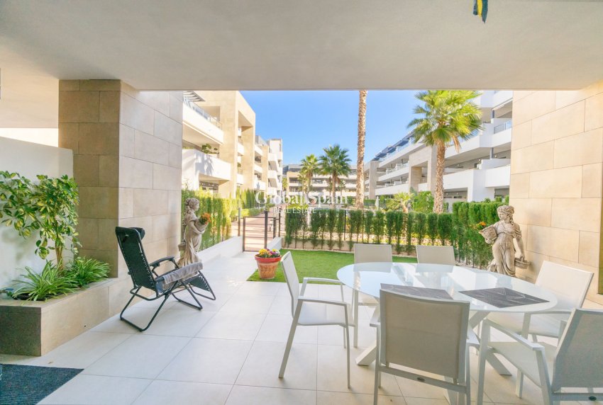 Venta - APARTAMENTO -
PLAYA FLAMENCA - Flamenca Village