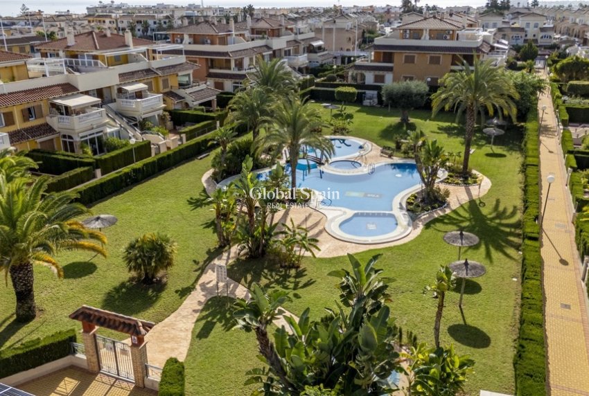 Venta - Apartamento -
PLAYA FLAMENCA - Zeniamar